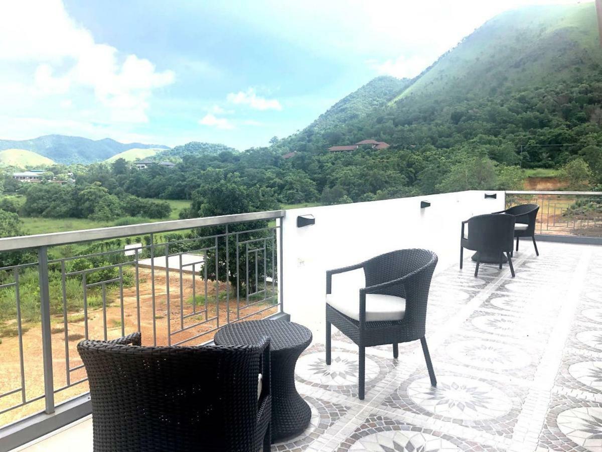 Bella Villa Coron Dış mekan fotoğraf